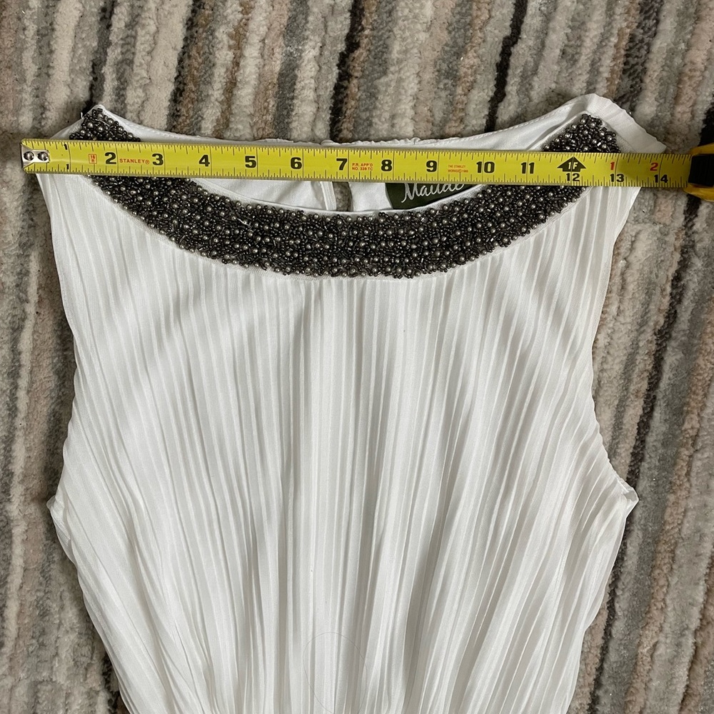 Gorgeous Hi-Lo beaded neck dress - Small - Picture 8 of 8